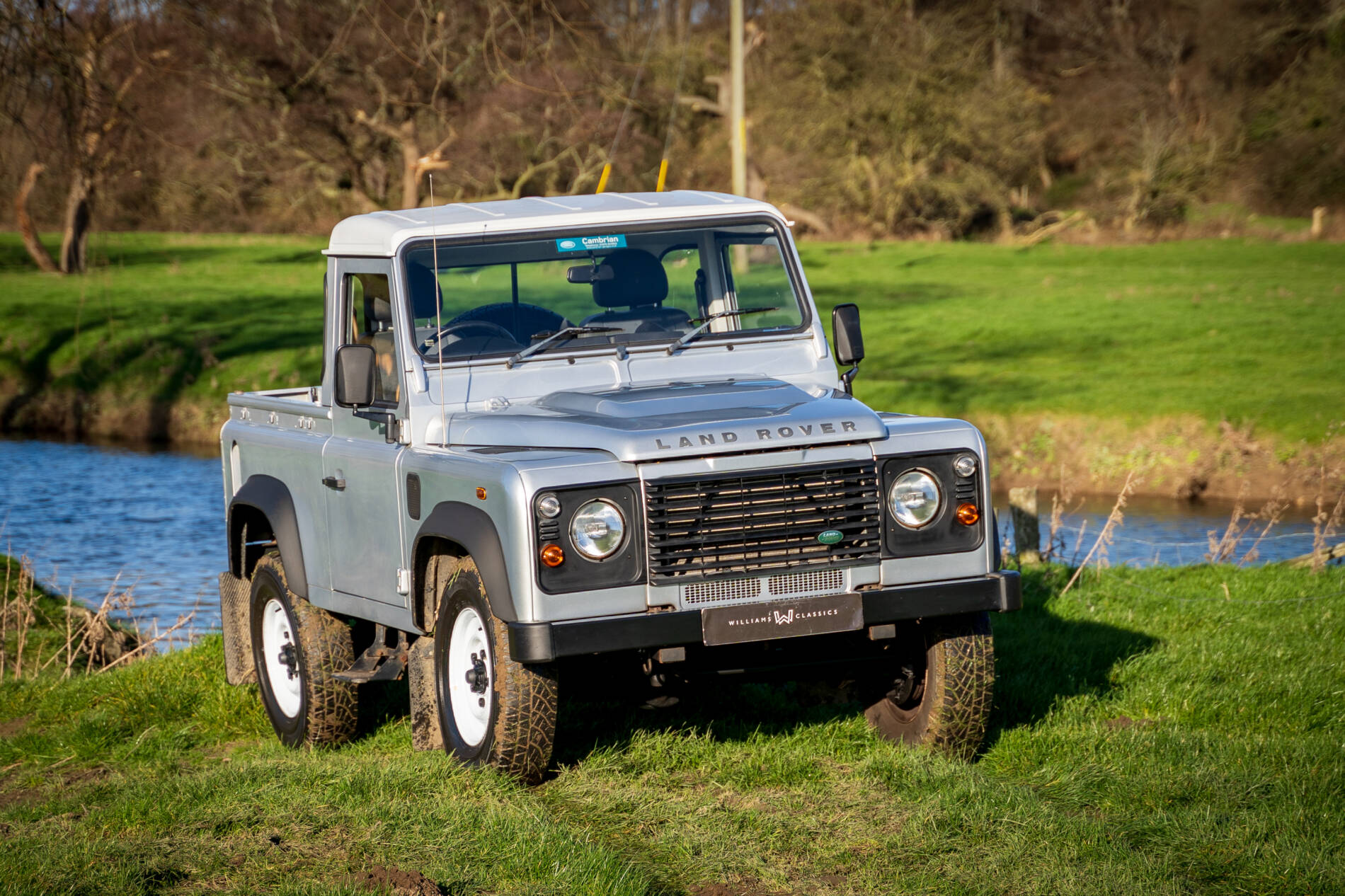 Land Rover Defender 90 Pick Up 1 Owner & 29,000 Miles (CP61 RXZ
