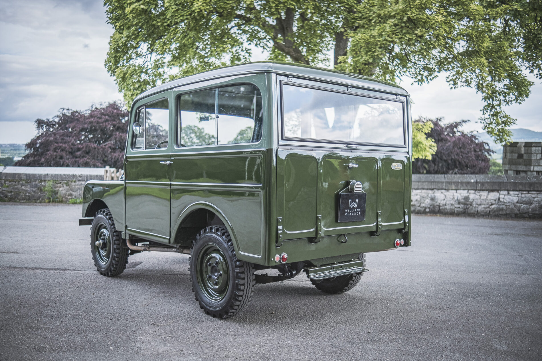 1949 Land Rover Series 1 80" Station Wagon Tickford Model Williams Classics