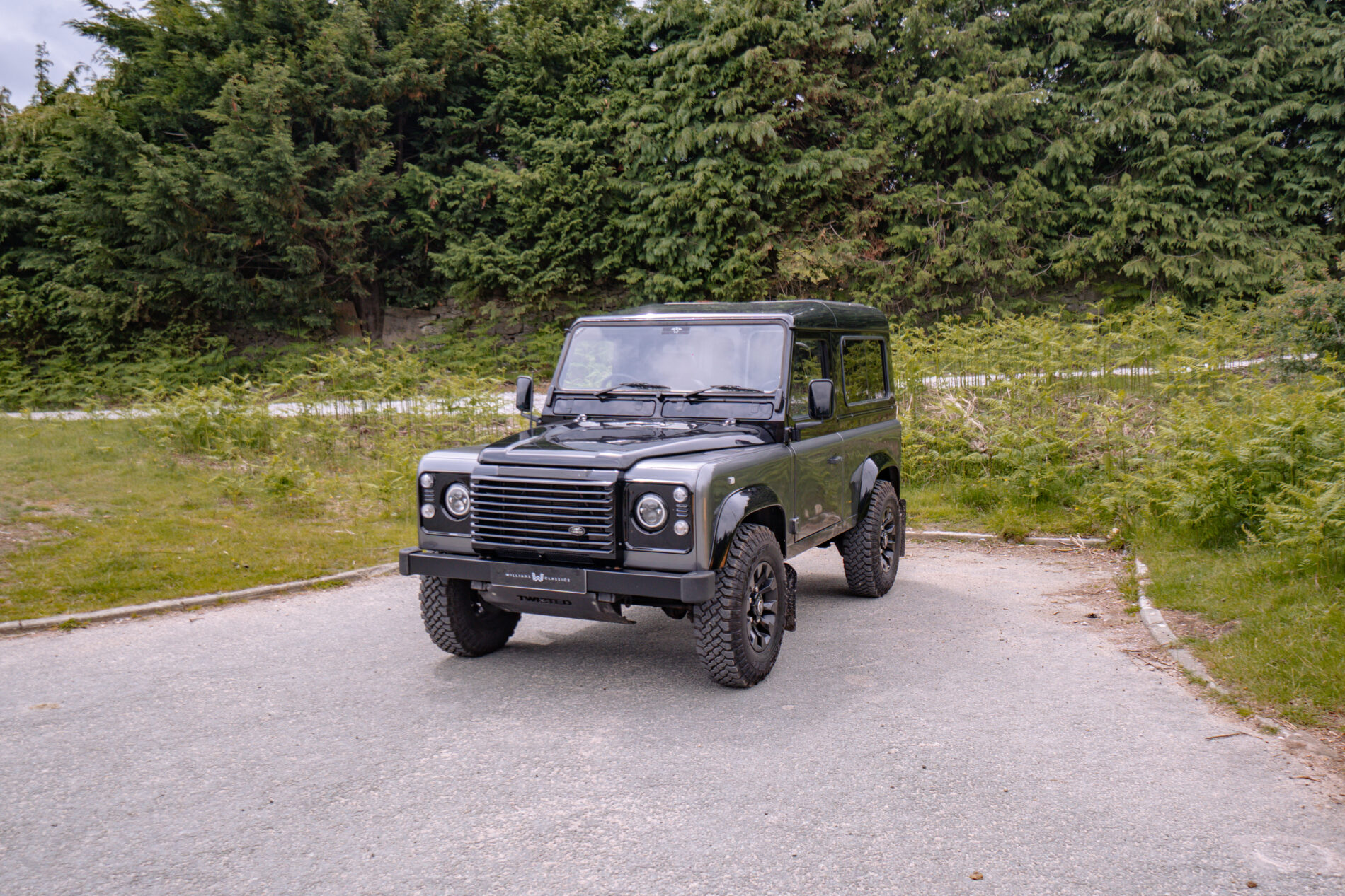 Land Rover Defender 90 300 Tdi Station Wagon Autobiography Tribute