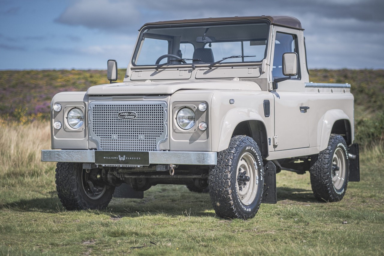 classic land rovers