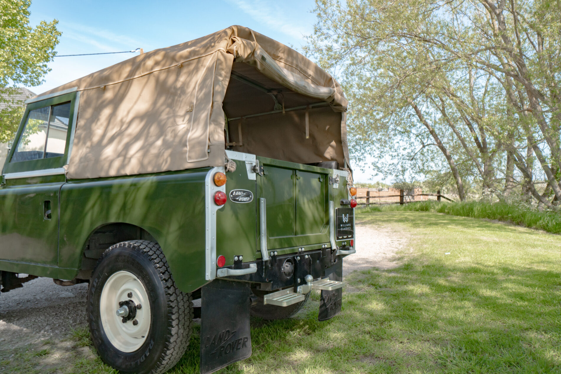 Land Rover Series 3 88" 1976 Bronze Green Soft Top Galvanised Chassis