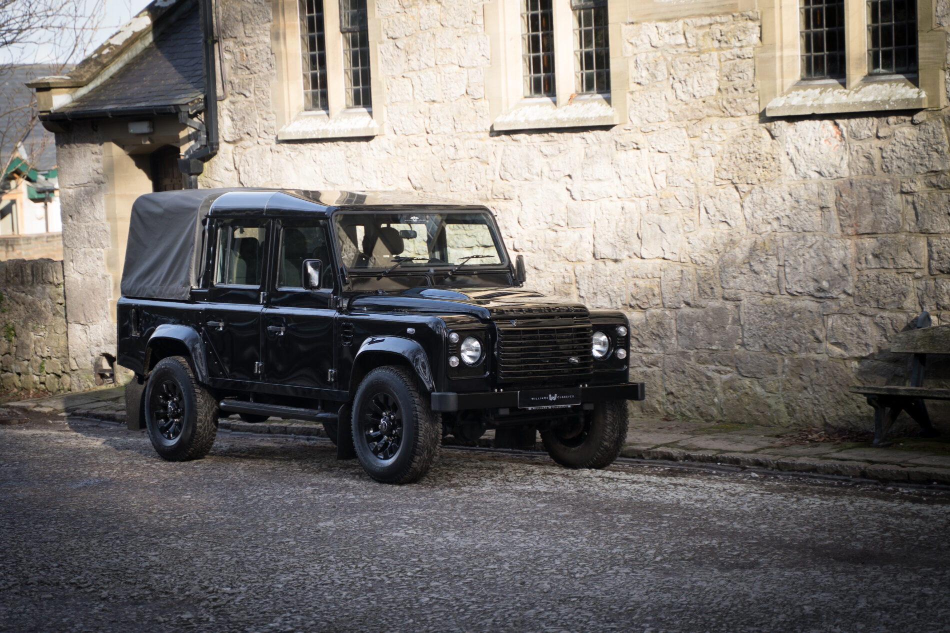 2012 Land Rover Defender 110 2.2...