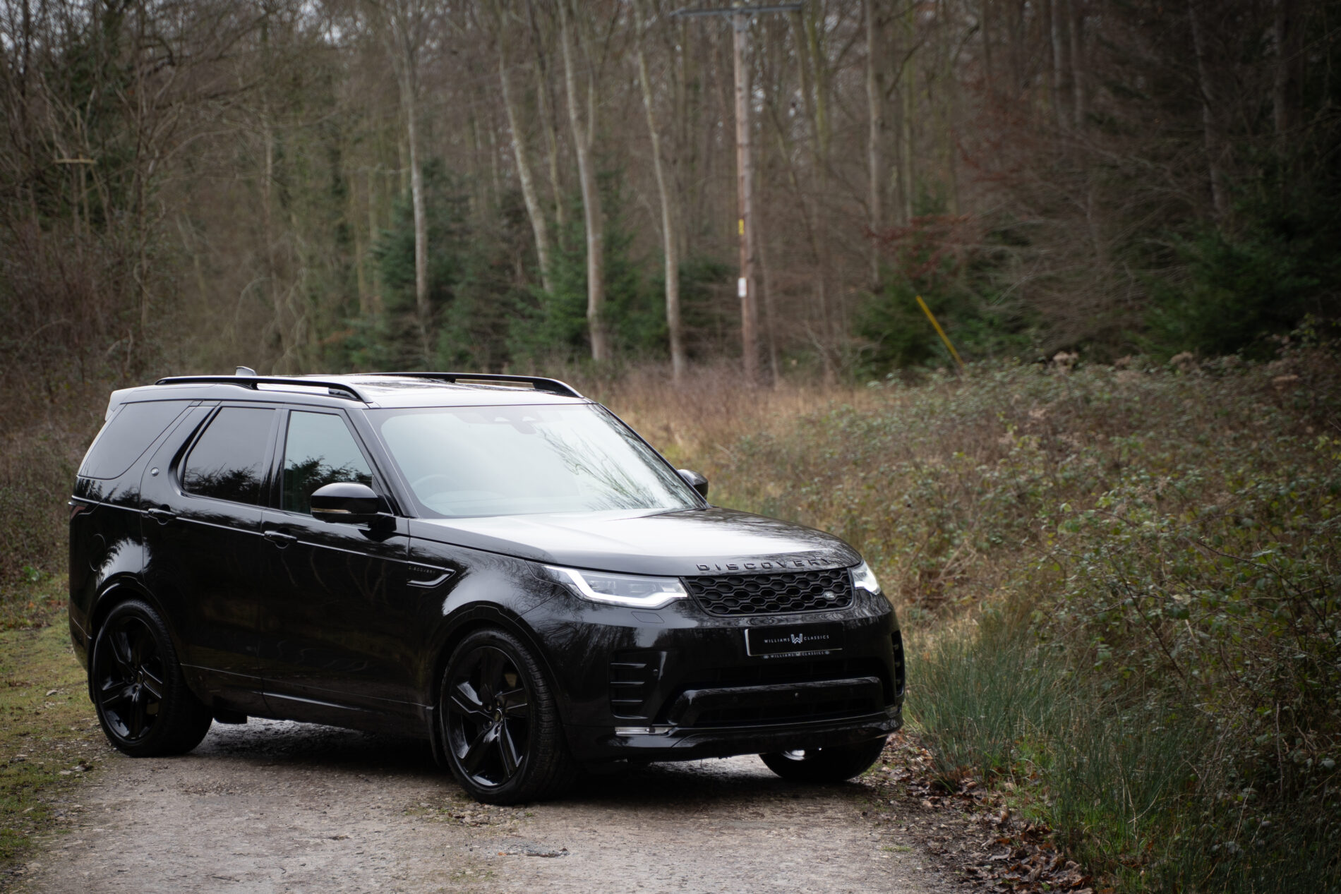 2025 Land Rover Discovery 3.0...