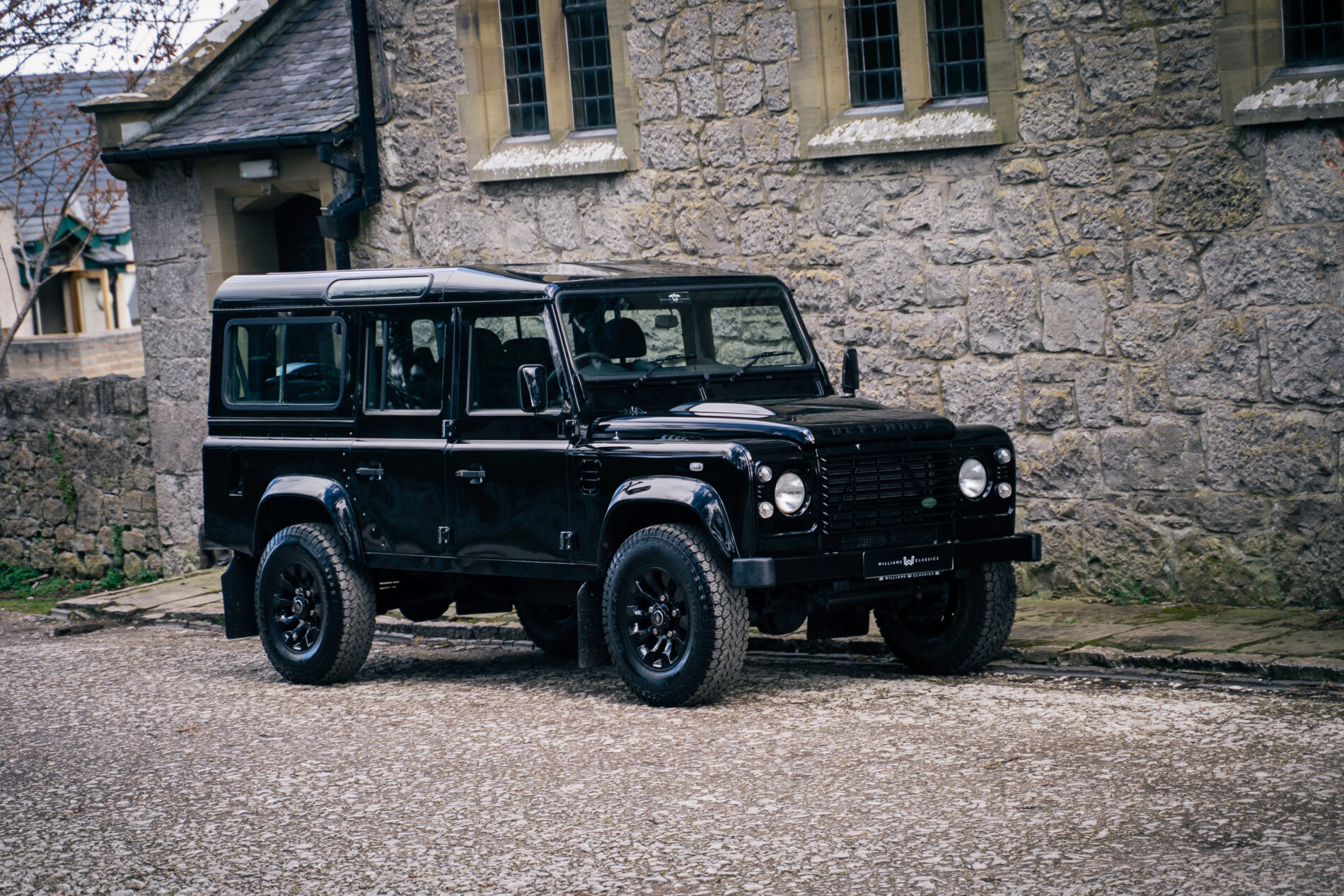 2009 Land Rover Defender 110 2.4...