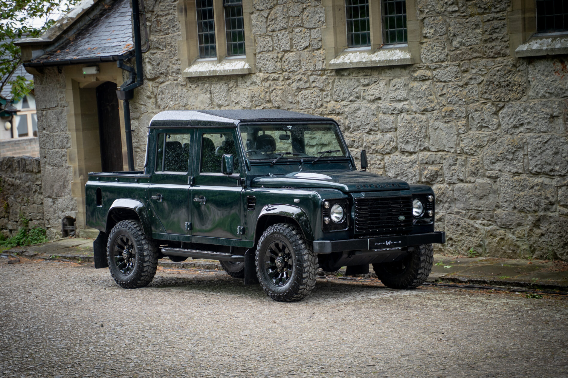 2013 Land Rover Defender 110 2.2...