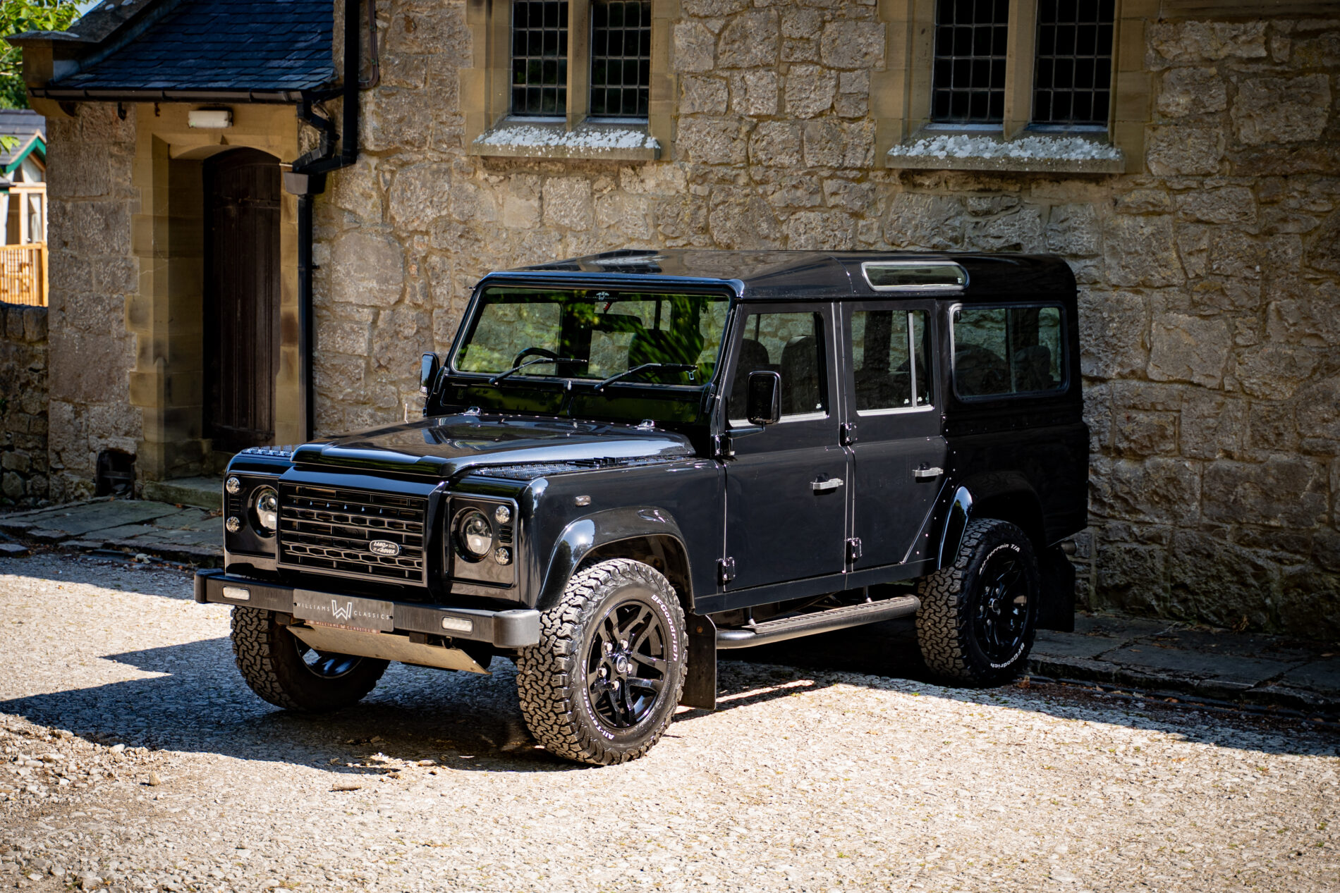 2004 Land Rover Defender 110 Td5...