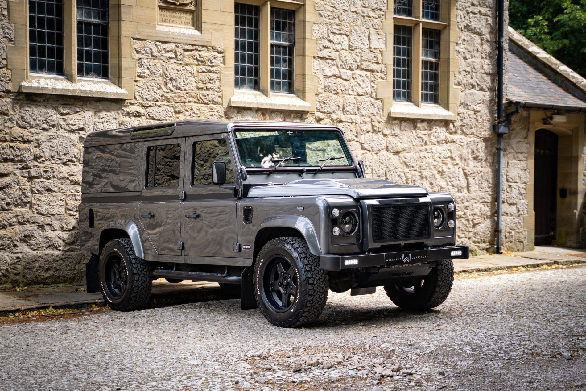 2016 Land Rover Defender 110 2.2...